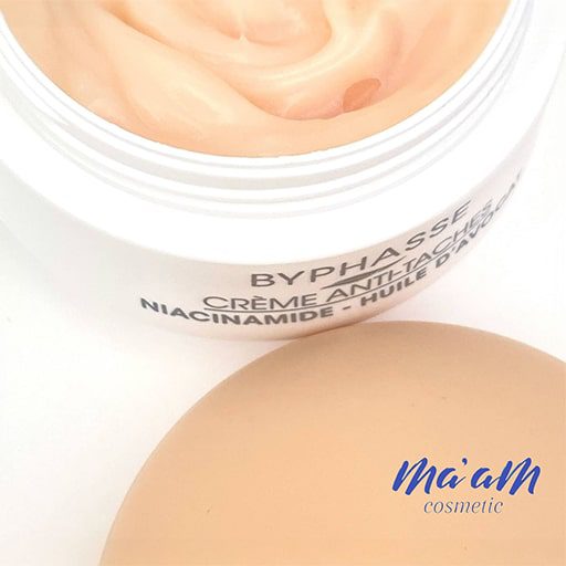 کرم ضد لک و روشن کننده نیاسینامید بایفاس Byphasse Niacinamide Anti-Dark Spots Cream